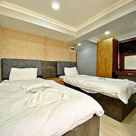 Hotel Biglife *